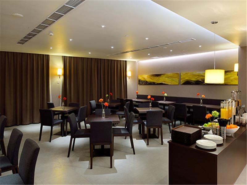 Home Inns Plus Shanghai Xujiahui Branch Esterno foto